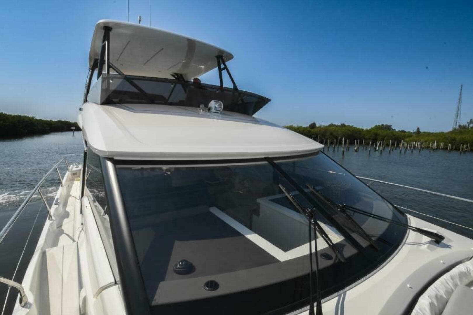 2023 Prestige 520 Flybridge — photo 23