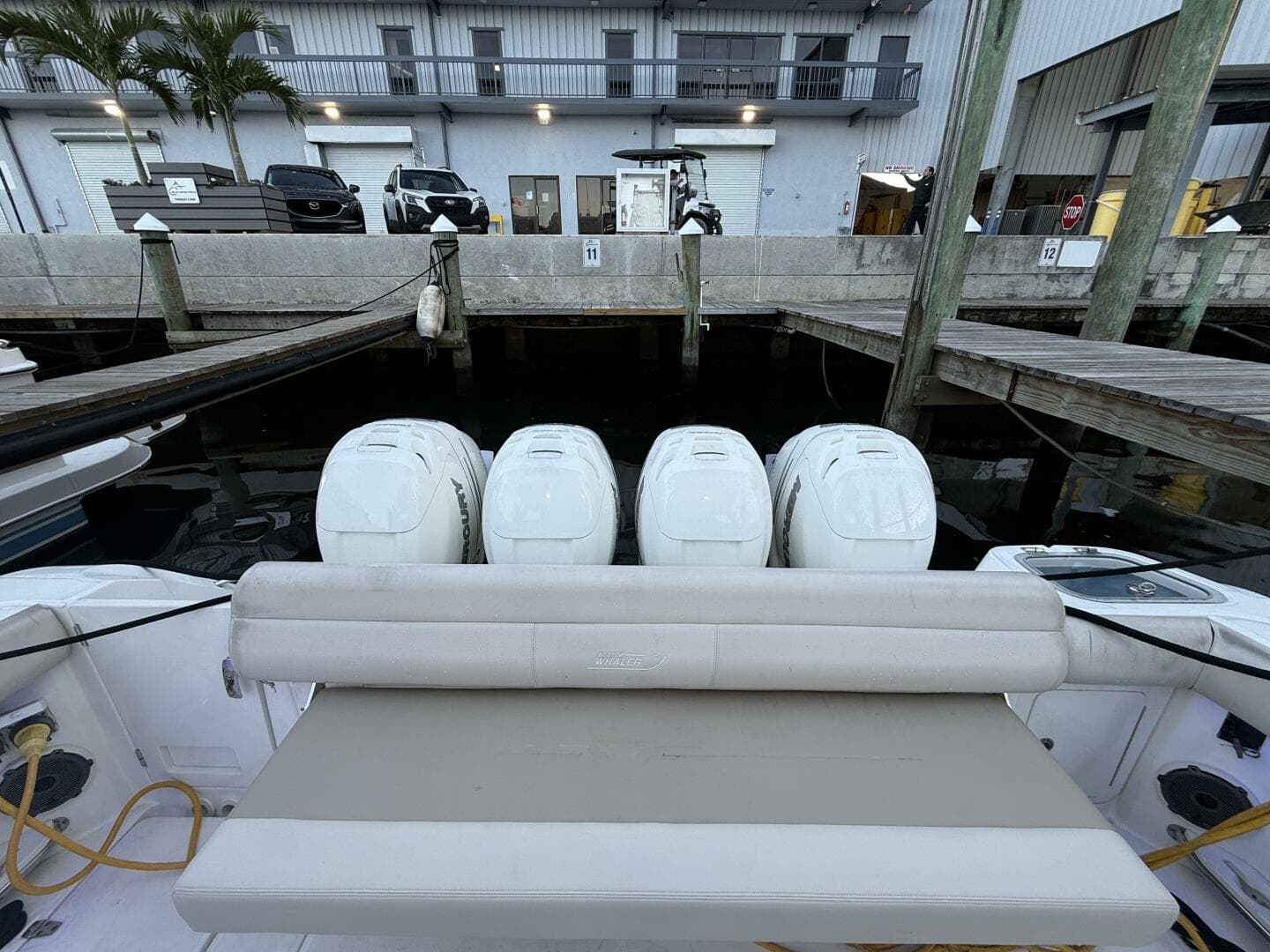 2020 Boston Whaler 420 Outrage — photo 6