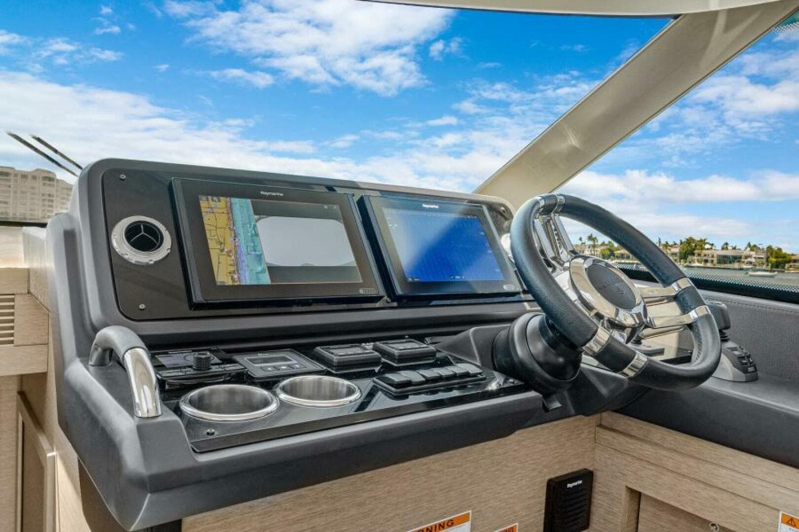 2020 Prestige 460S — photo 14