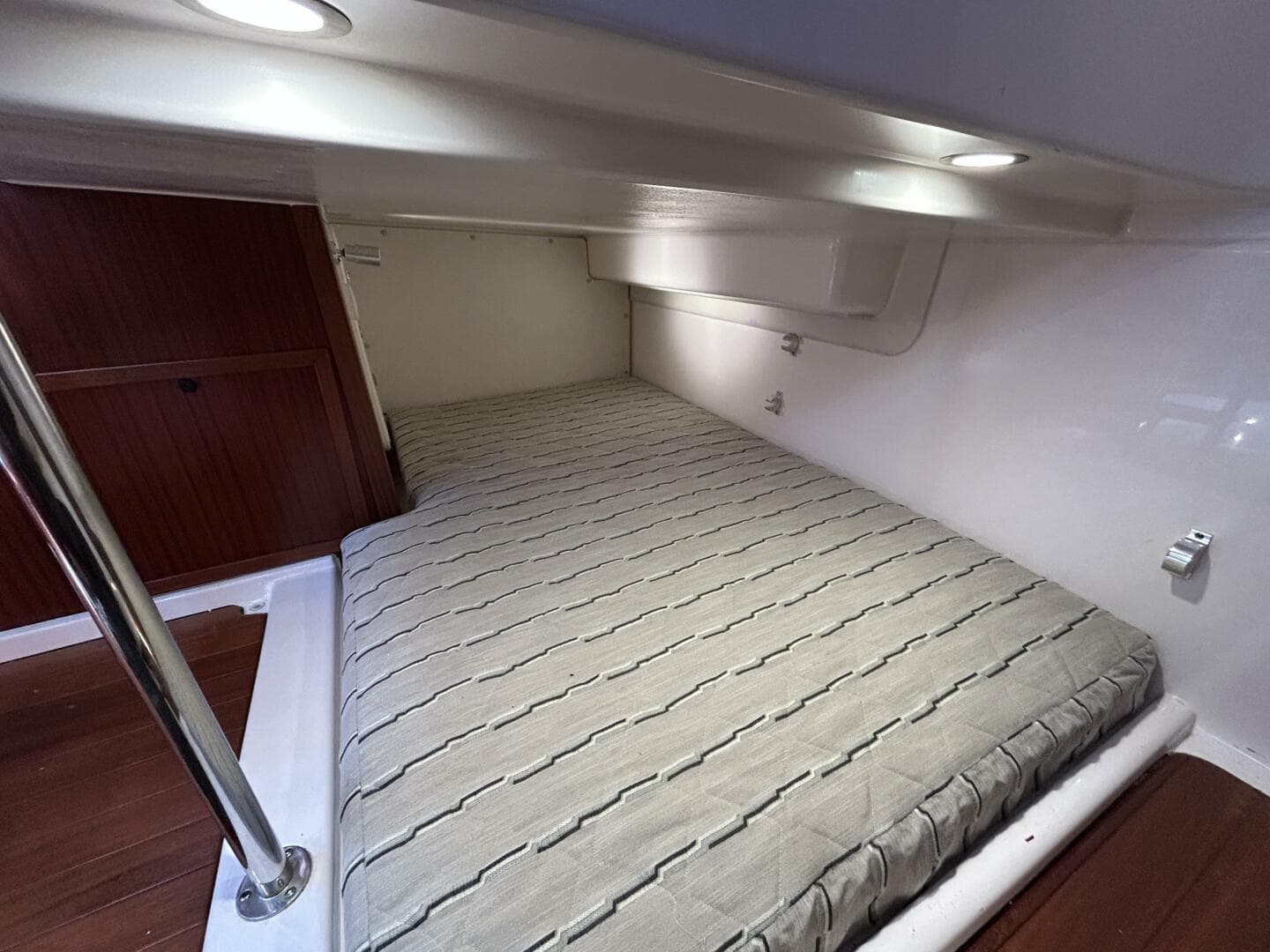 2018 Pursuit OS 385 Offshore — photo 22