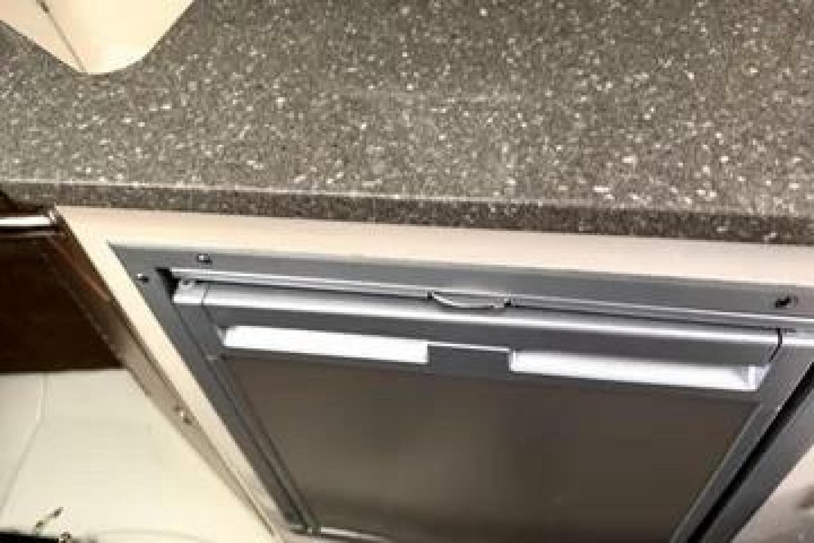 2014 Boston Whaler 285 Conquest — photo 20