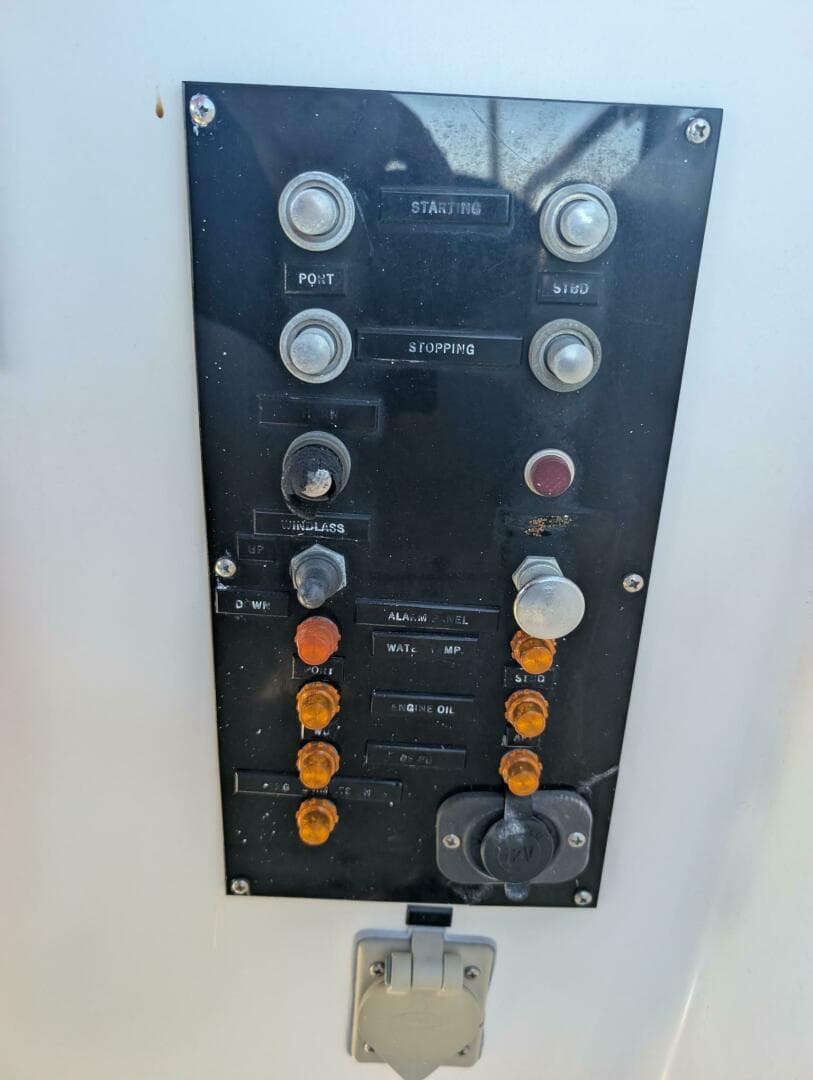 1988 Grand Banks — photo 57