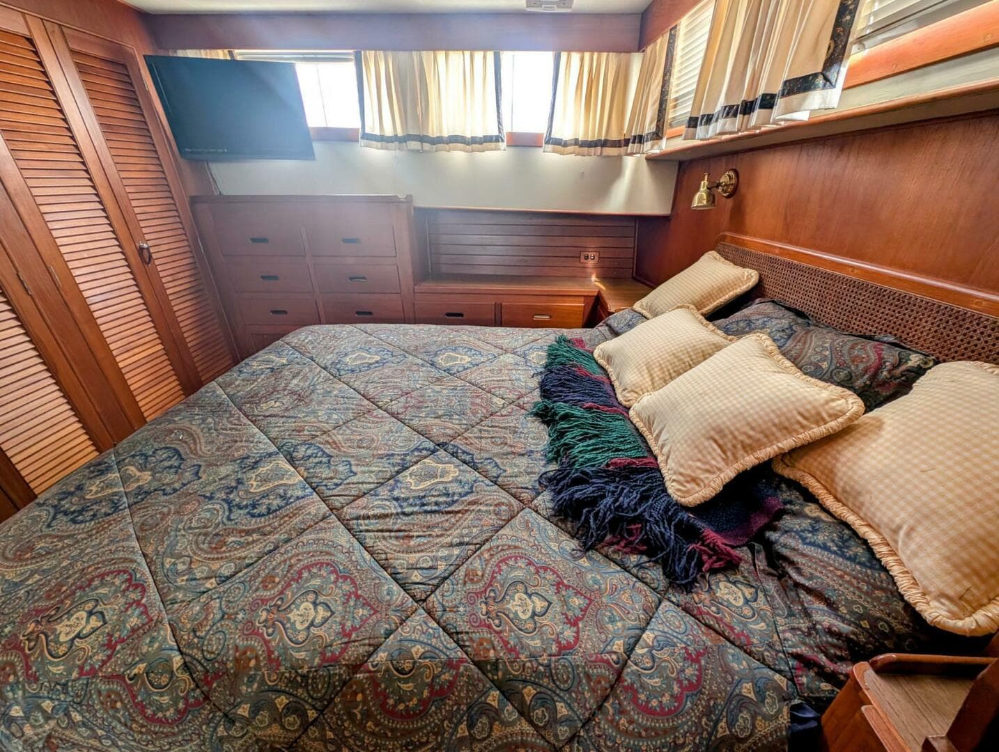 1988 Grand Banks — photo 25