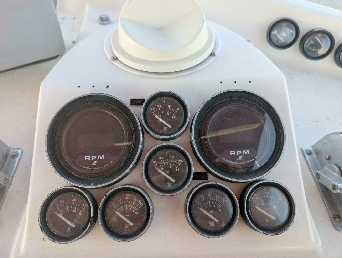 1988 Grand Banks — photo 58