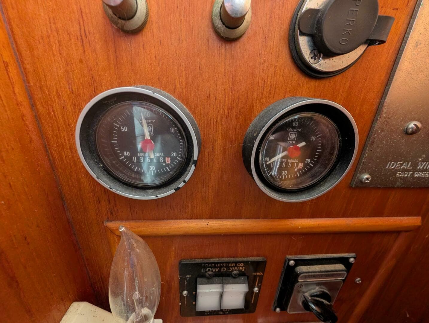 1988 Grand Banks — photo 31