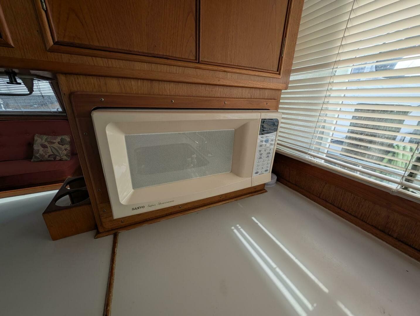 1988 Grand Banks — photo 48