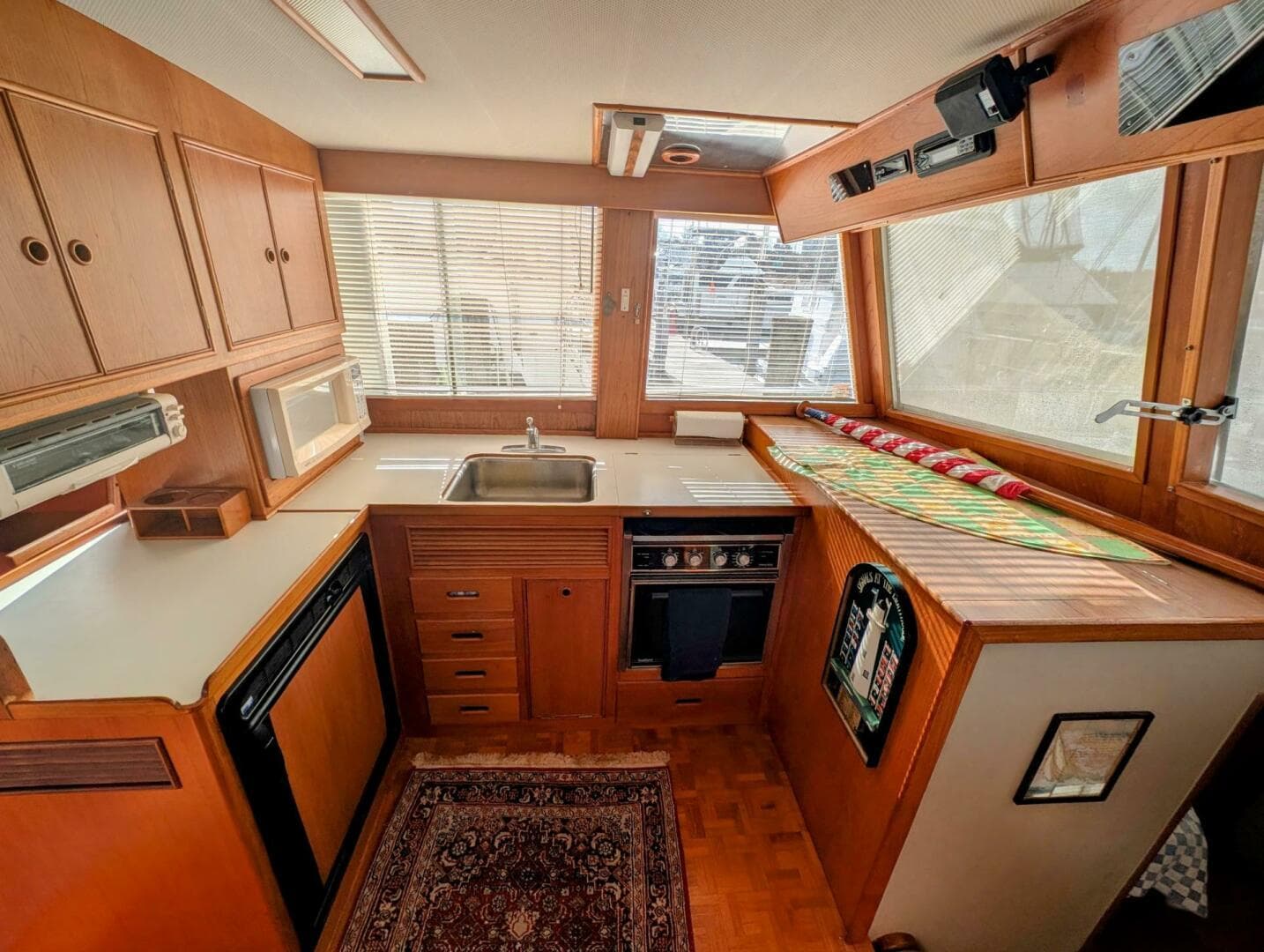 1988 Grand Banks — photo 7