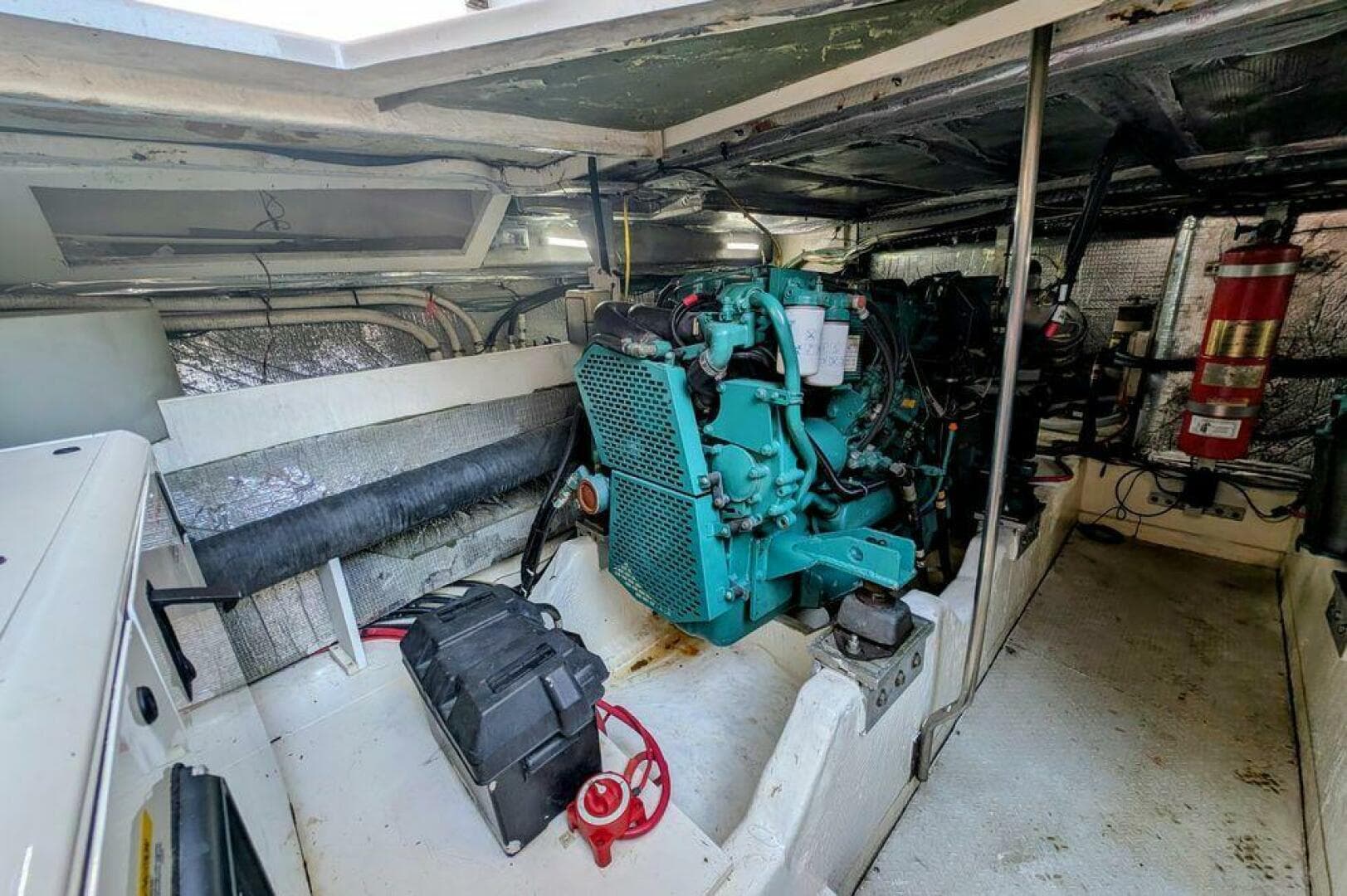 1999 Cruisers Yachts — photo 18