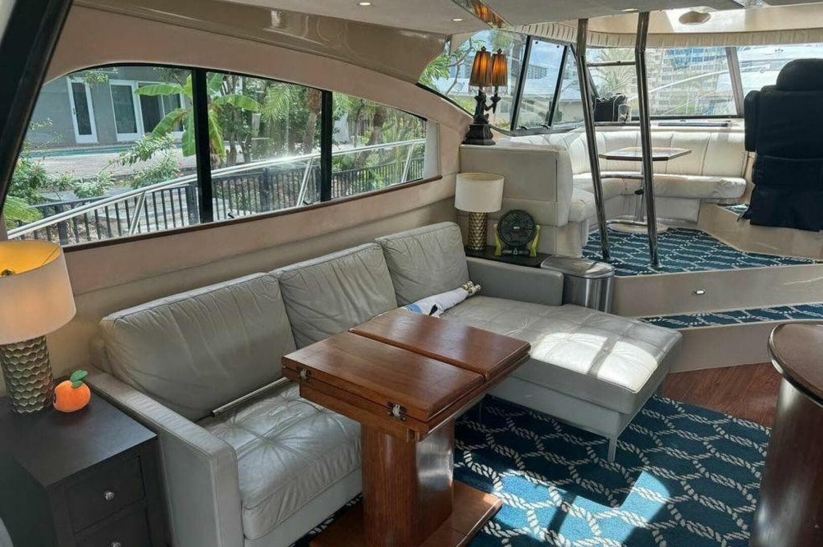 1999 Cruisers Yachts — photo 36