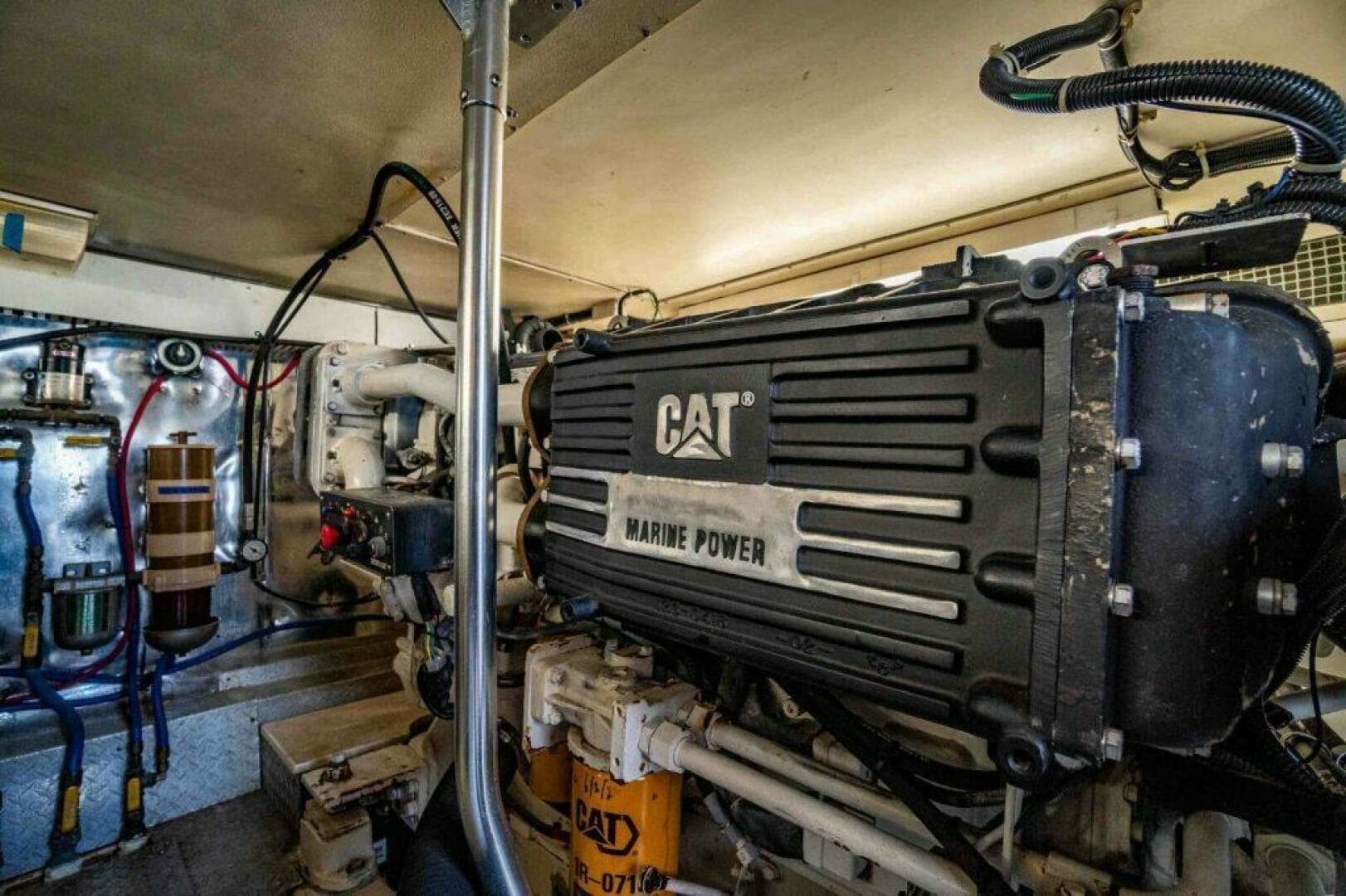 1999 Ocean Yachts 56 Super Sport — photo 31