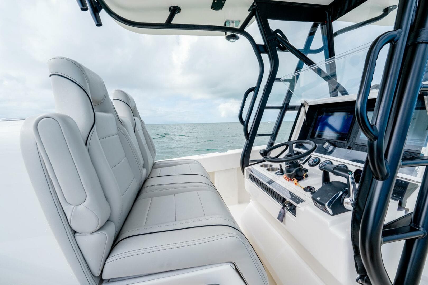 2024 Seavee 322Z — photo 30