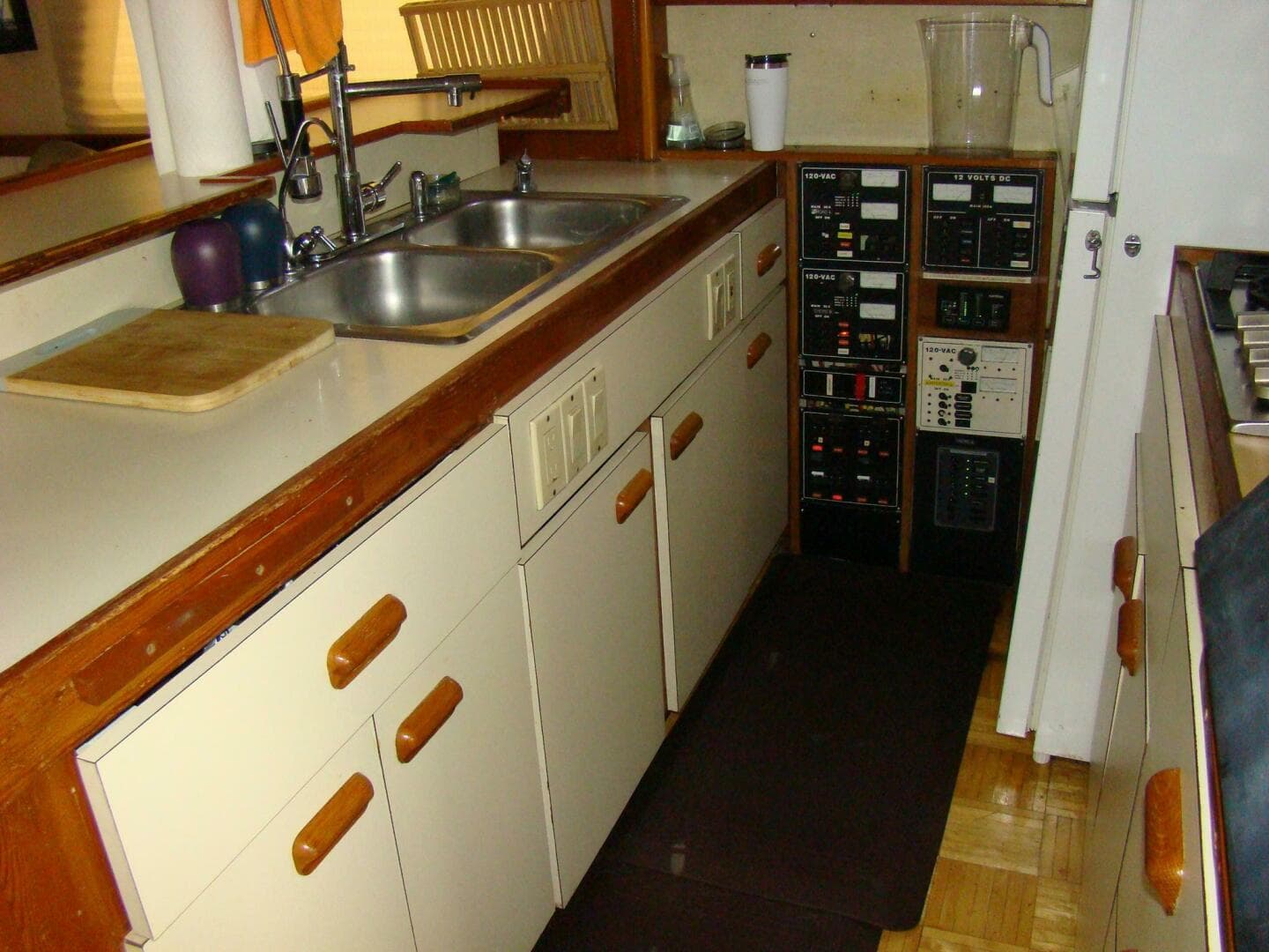 1991 Custom Trawler — photo 35