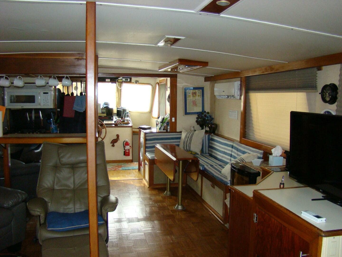 1991 Custom Trawler — photo 41