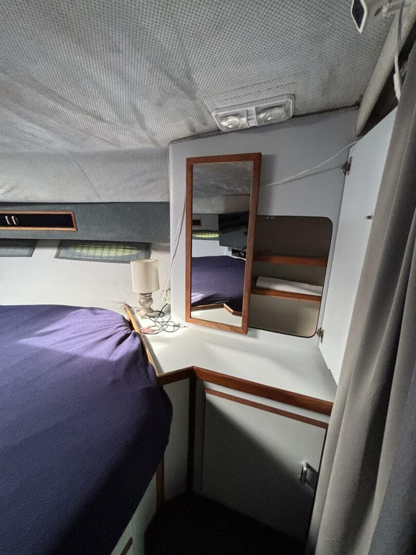 1989 Sea Ray 340 Sundancer — photo 27