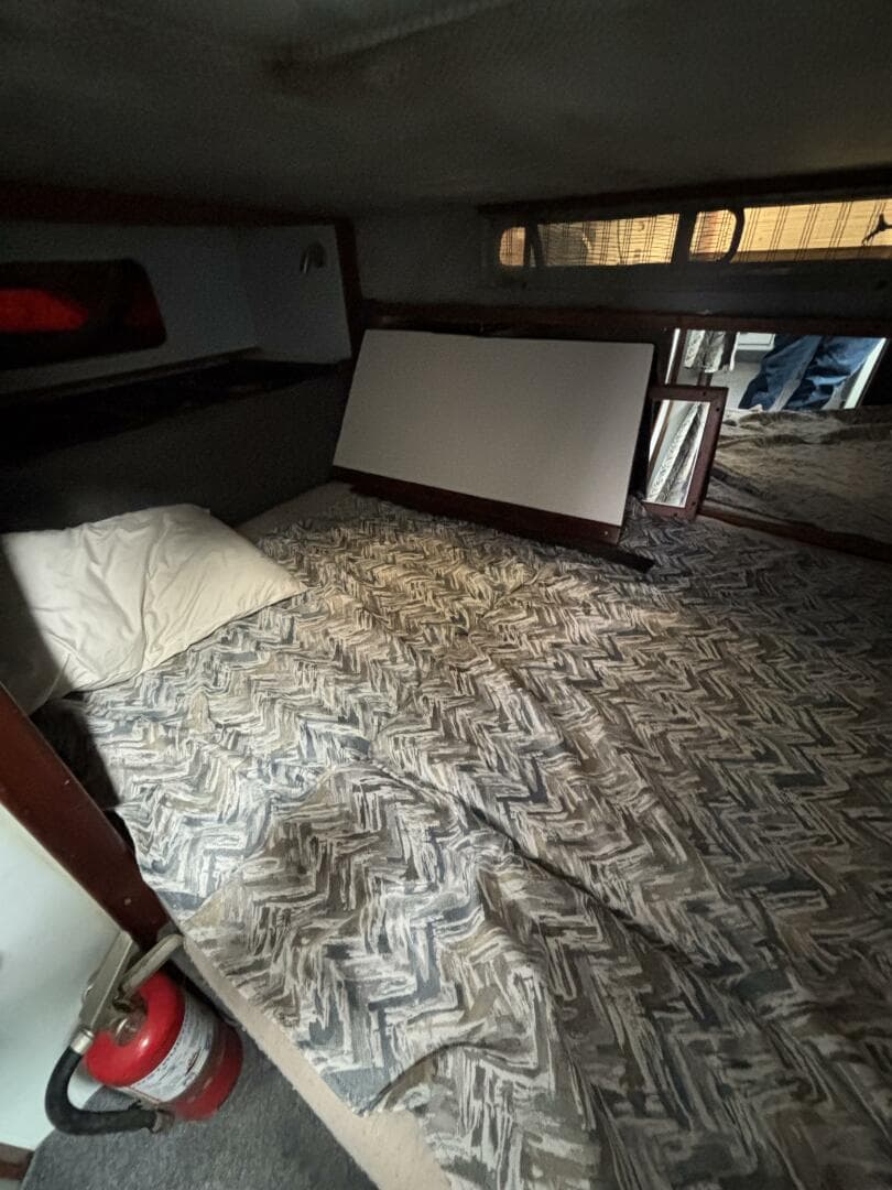 1989 Sea Ray 340 Sundancer — photo 35