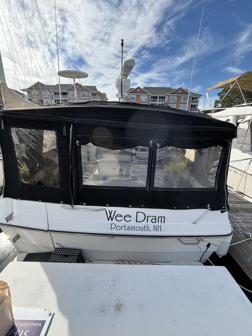 1989 Sea Ray 340 Sundancer — photo 5