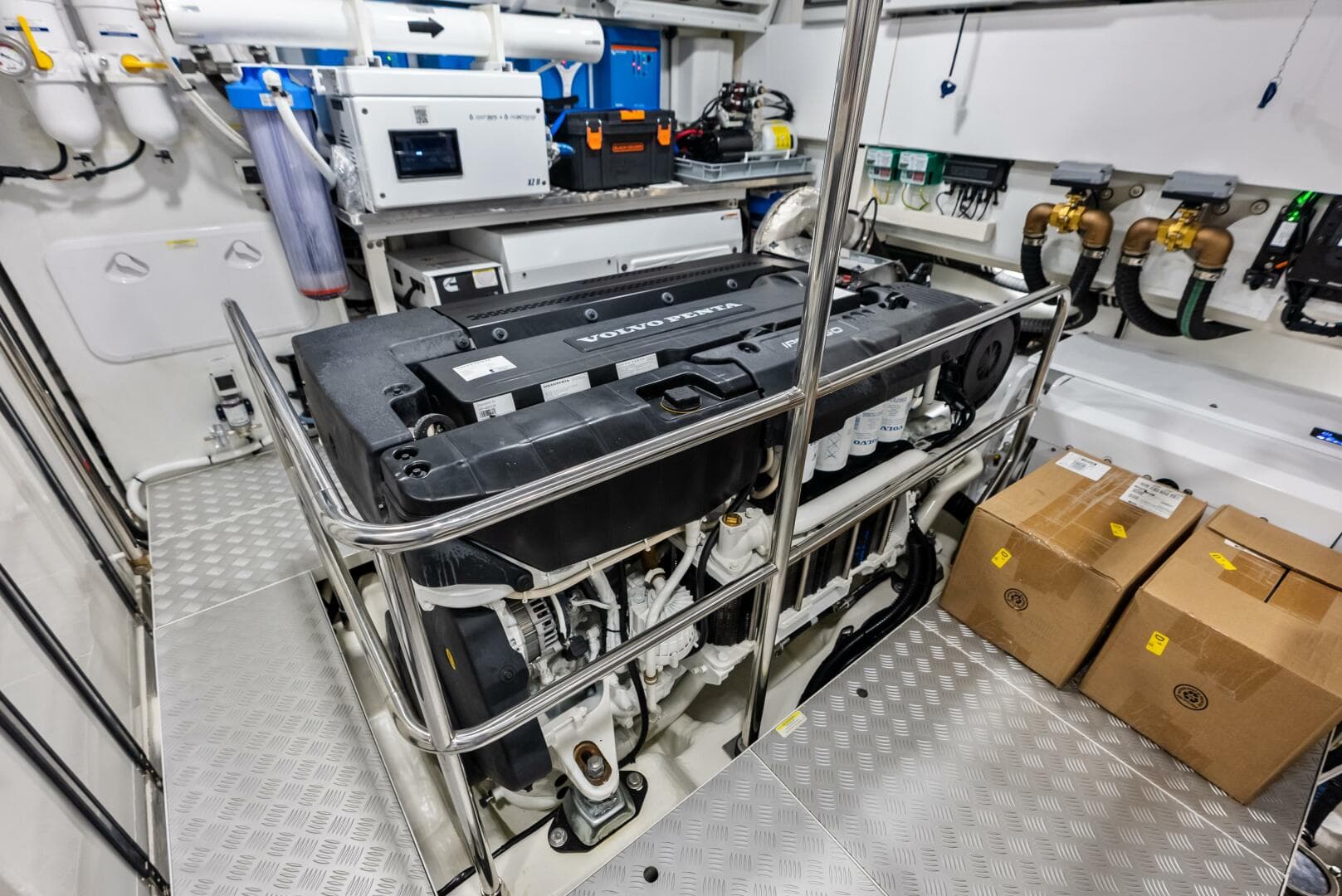 2025 Absolute 75 Navetta — photo 38