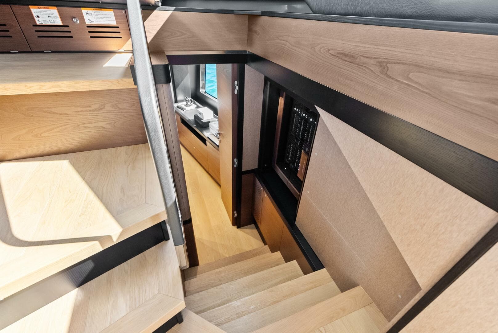 2025 Absolute 75 Navetta — photo 17