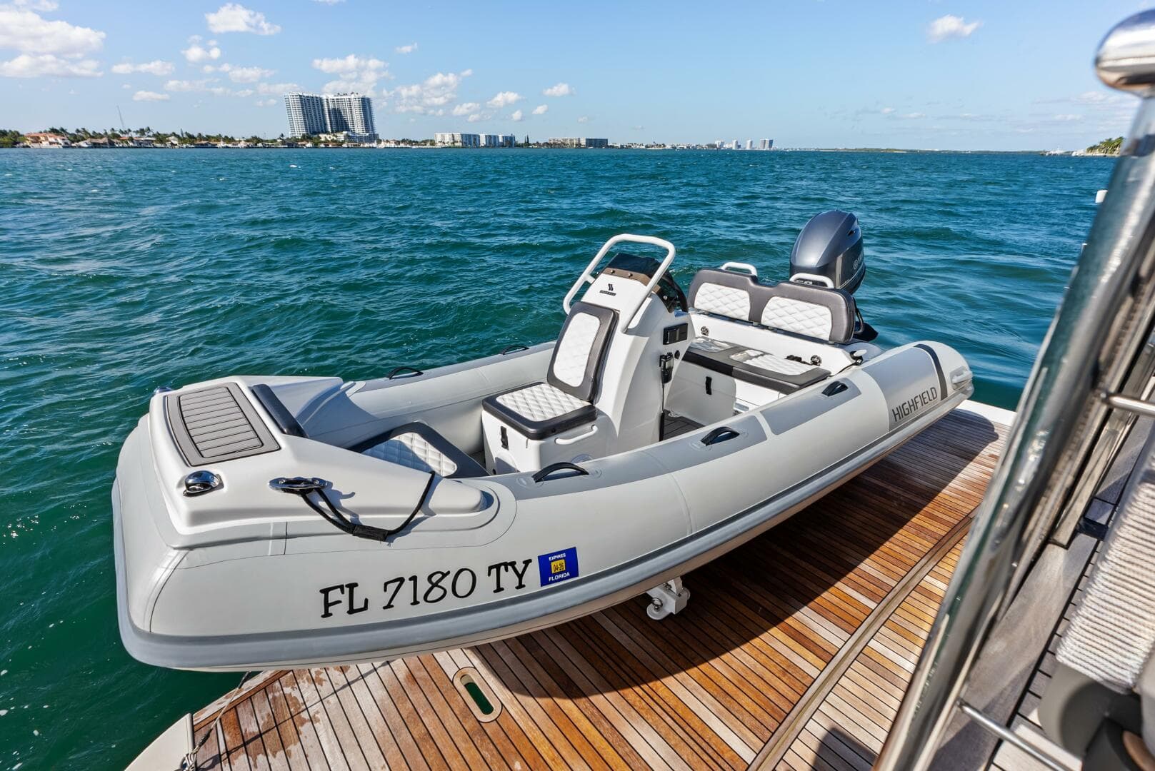 2025 Absolute 75 Navetta — photo 78