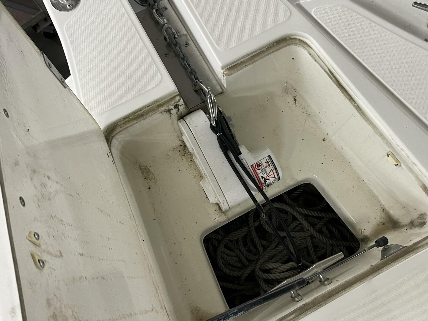 2000 Boston Whaler 280 Conquest — photo 27