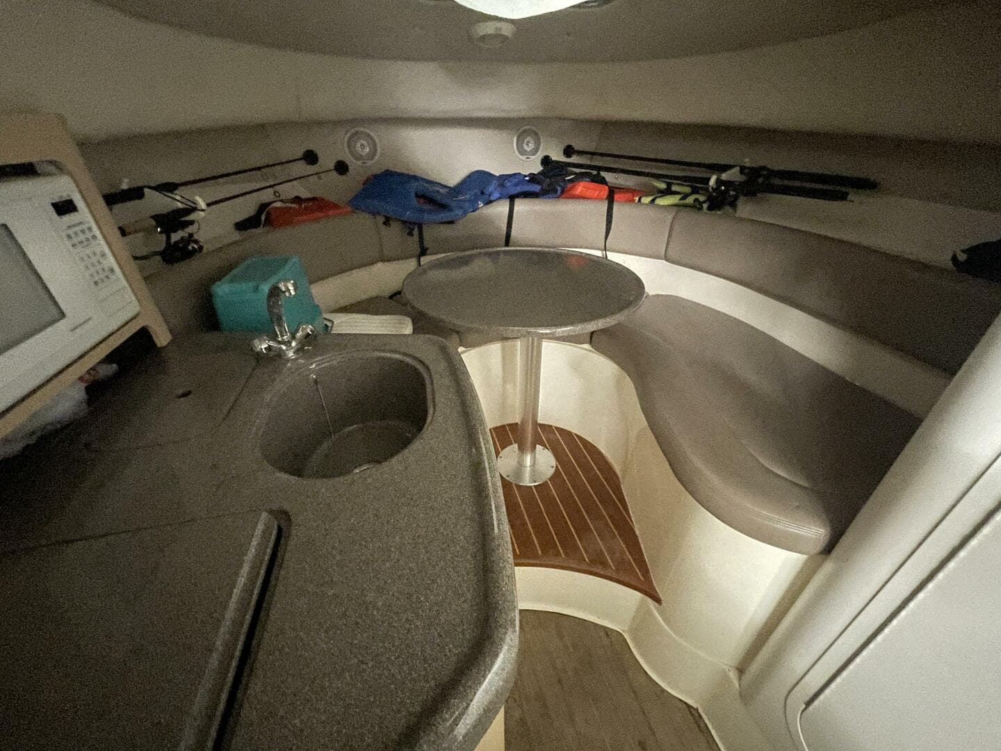 2000 Boston Whaler 280 Conquest — photo 20