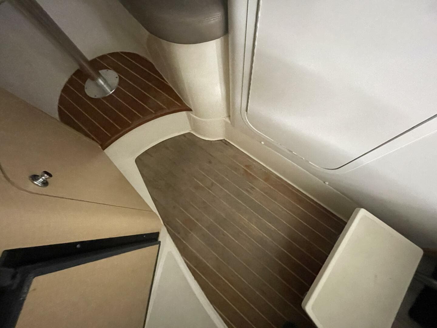 2000 Boston Whaler 280 Conquest — photo 23