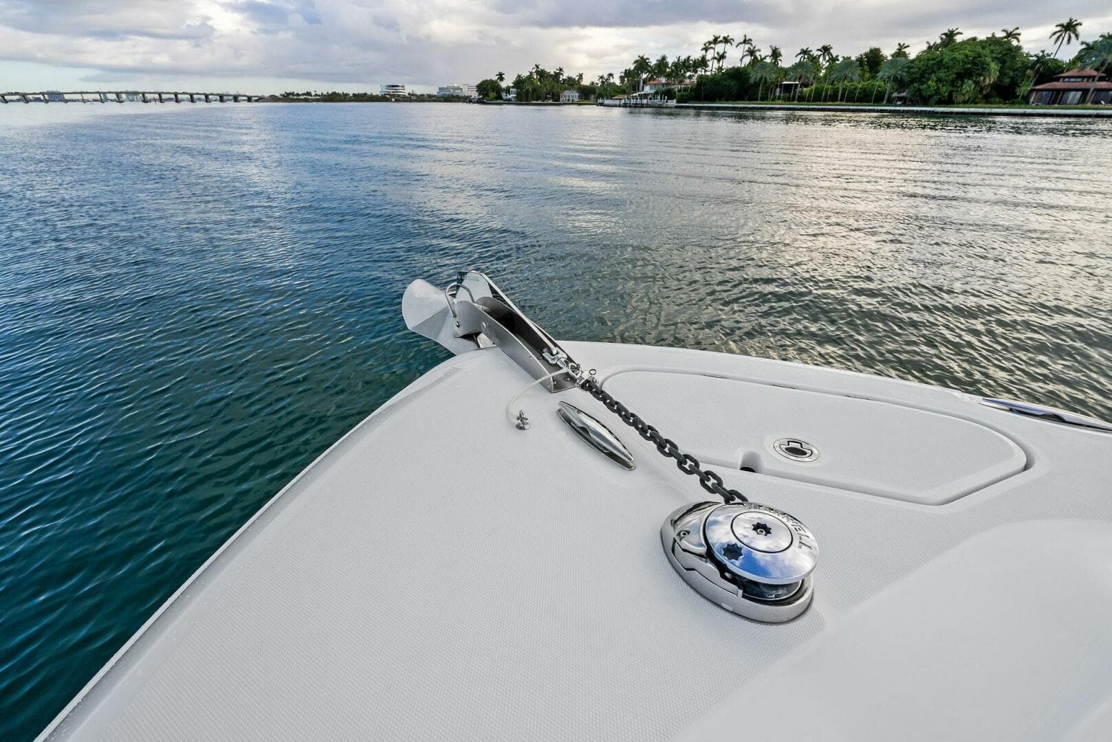 2023 Hcb 42 Lujo — photo 26