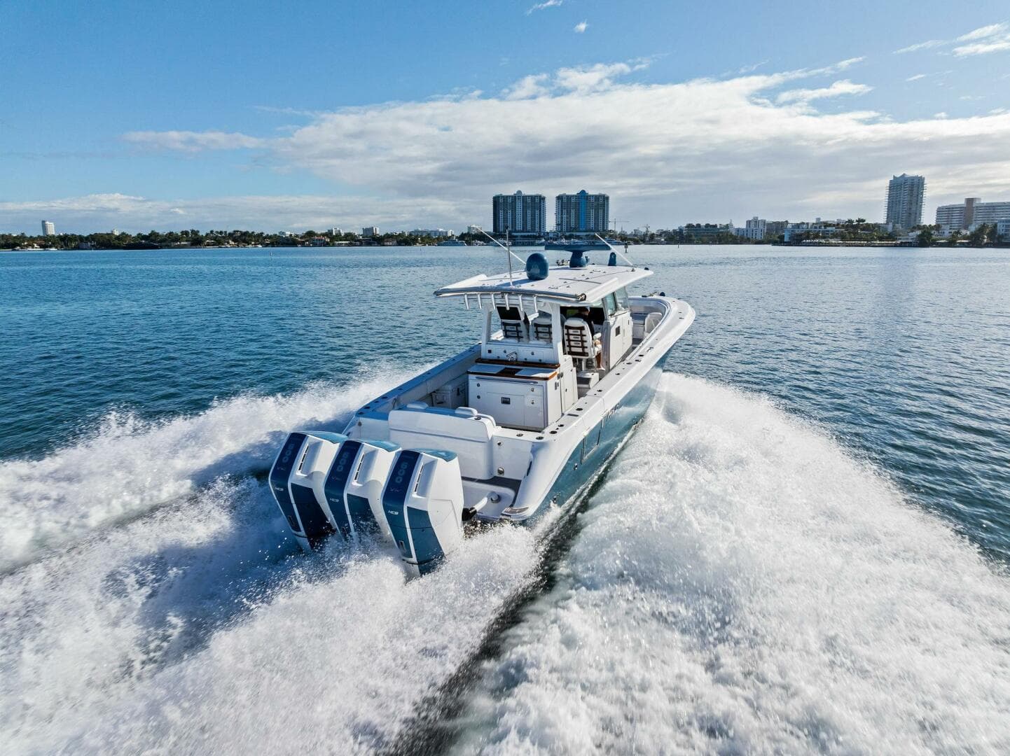 2023 Hcb 42 Lujo — photo 4