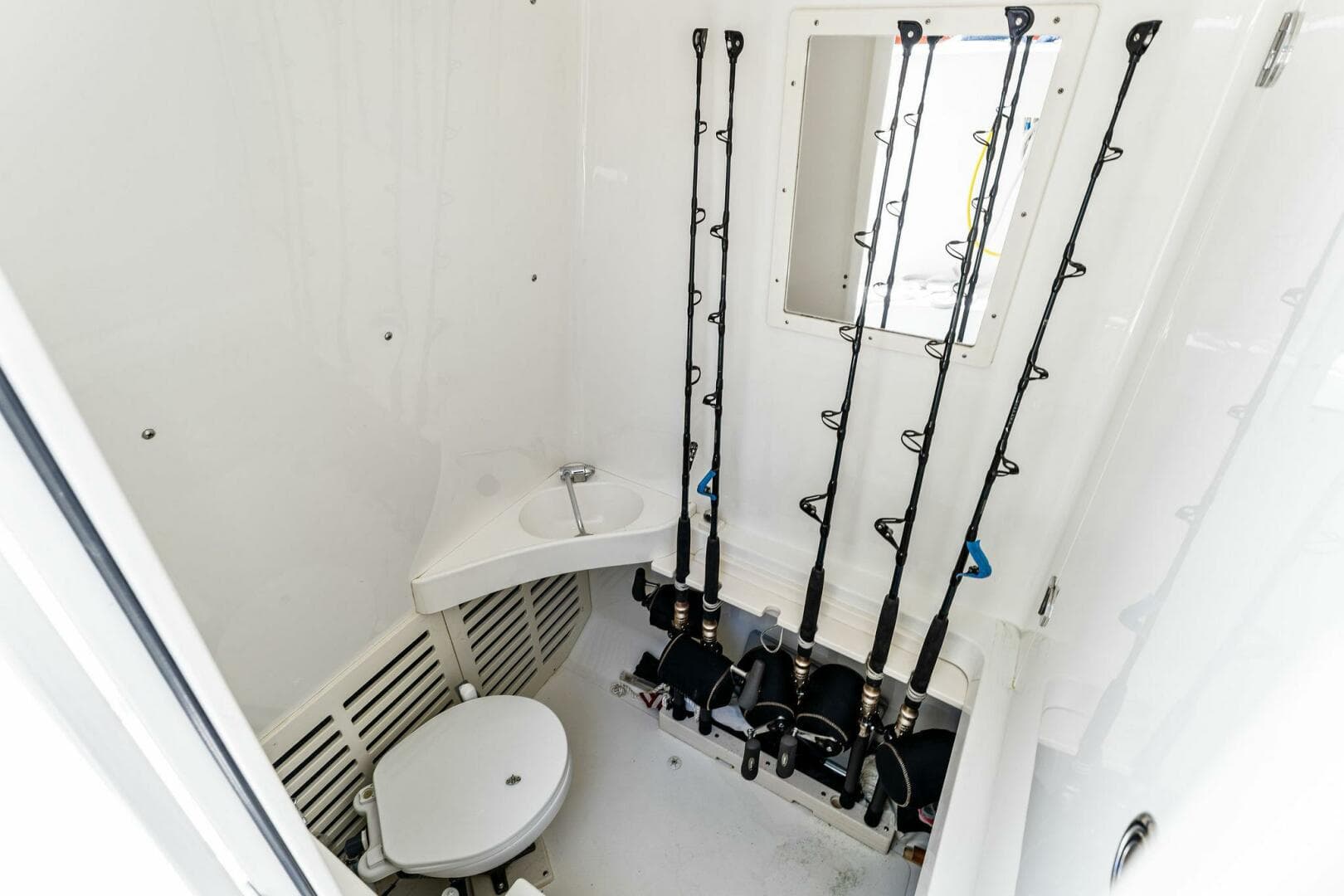 2015 Bahama 41 — photo 50