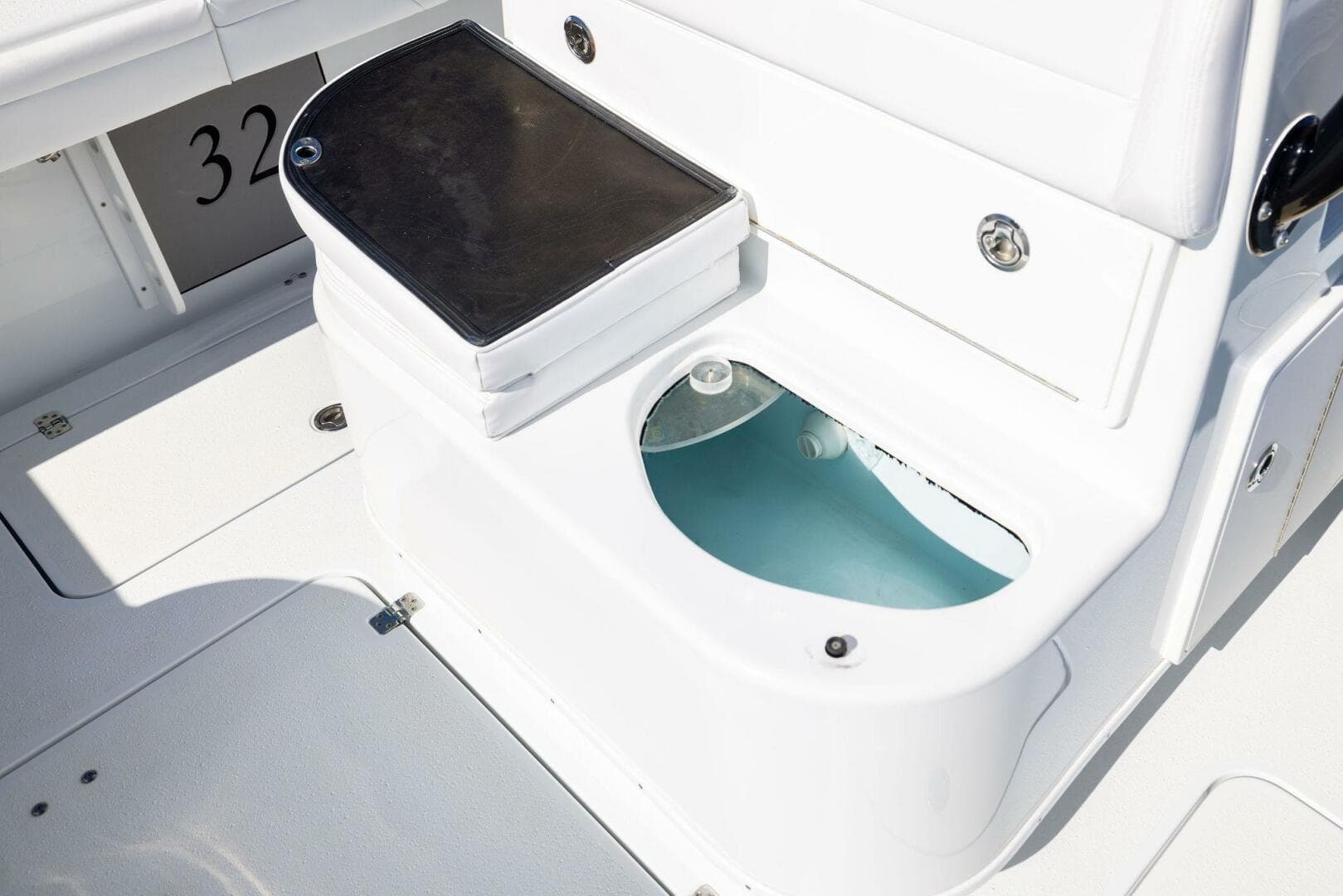 2023 Yellowfin 32 Offshore — photo 58