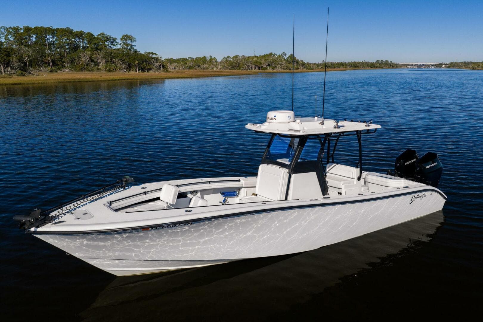 2023 Yellowfin 32 Offshore — photo 7