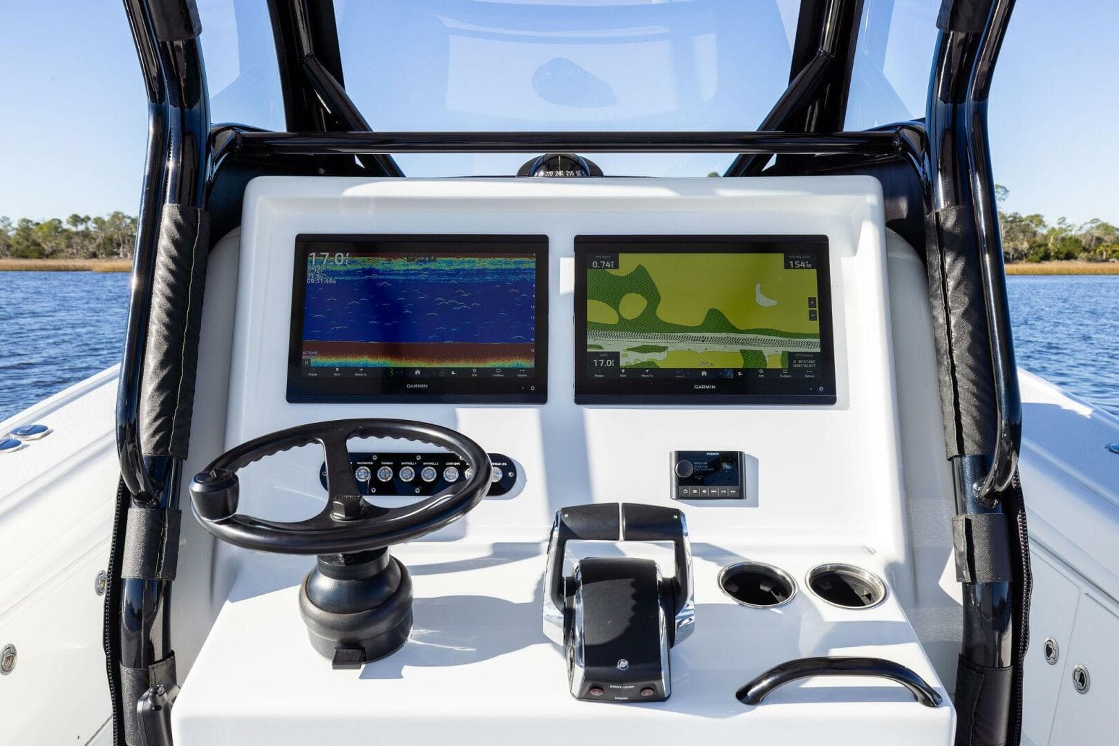 2023 Yellowfin 32 Offshore — photo 35