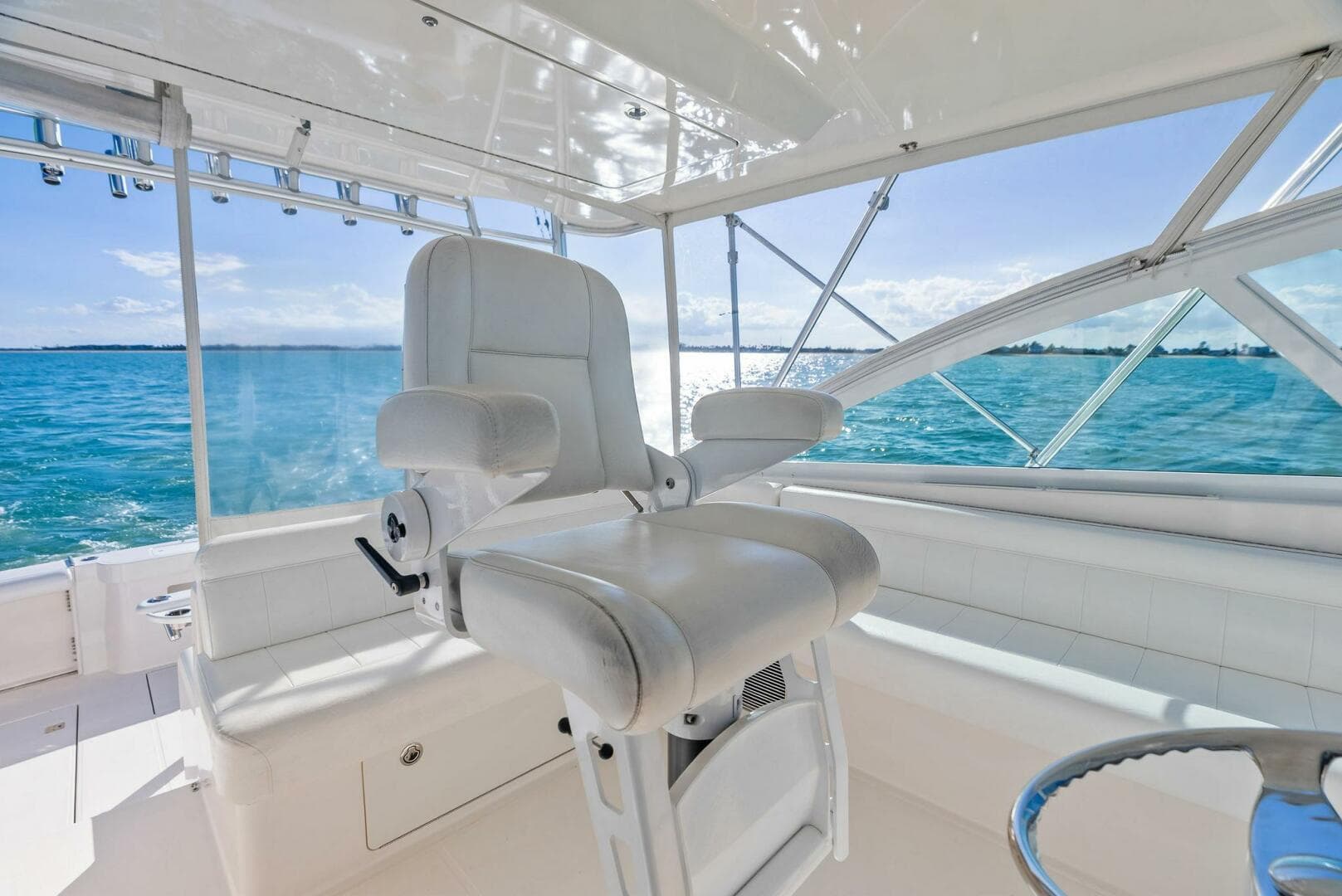 2006 Cabo 45 Express — photo 31