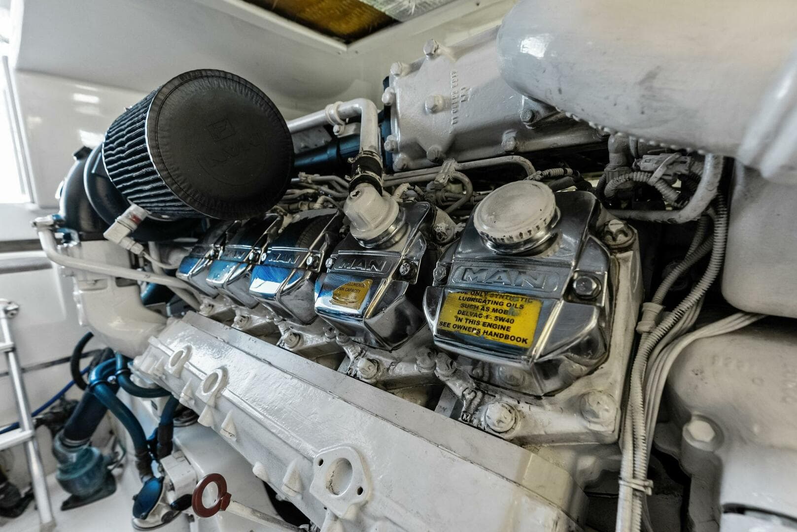 2006 Cabo 45 Express — photo 47