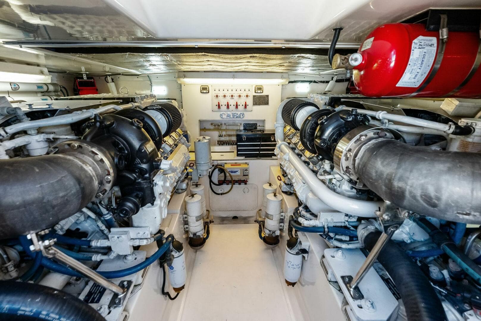 2006 Cabo 45 Express — photo 46