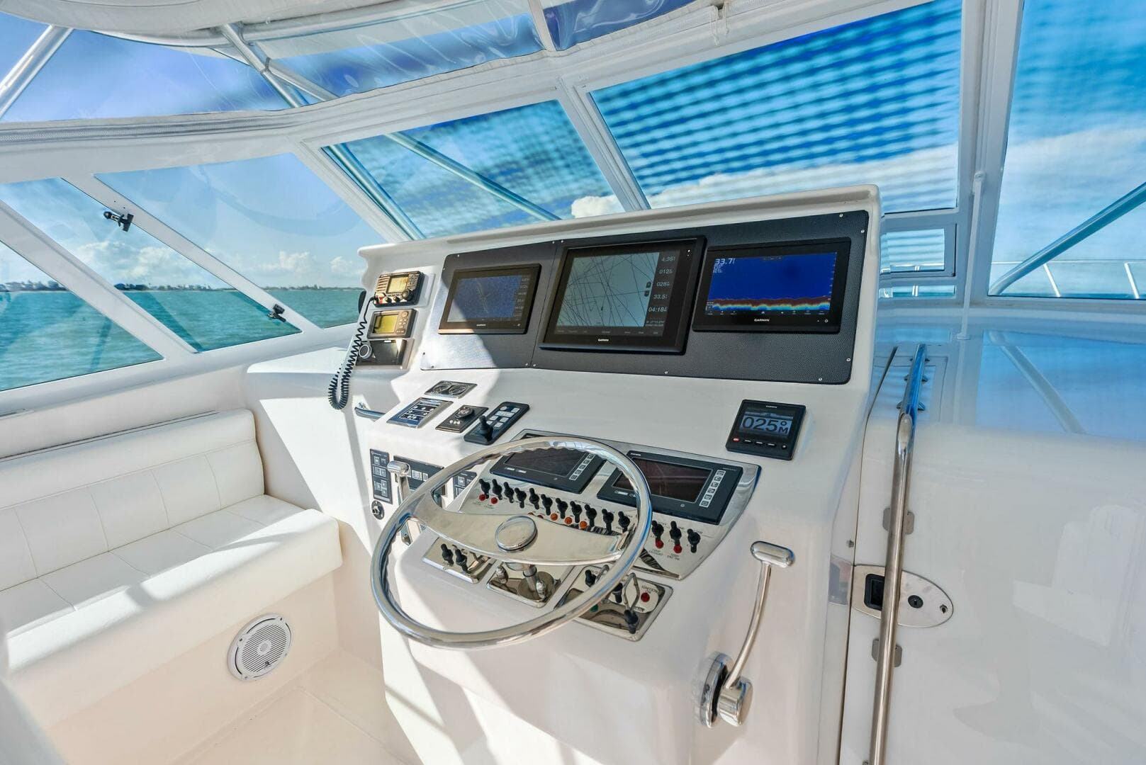 2006 Cabo 45 Express — photo 26