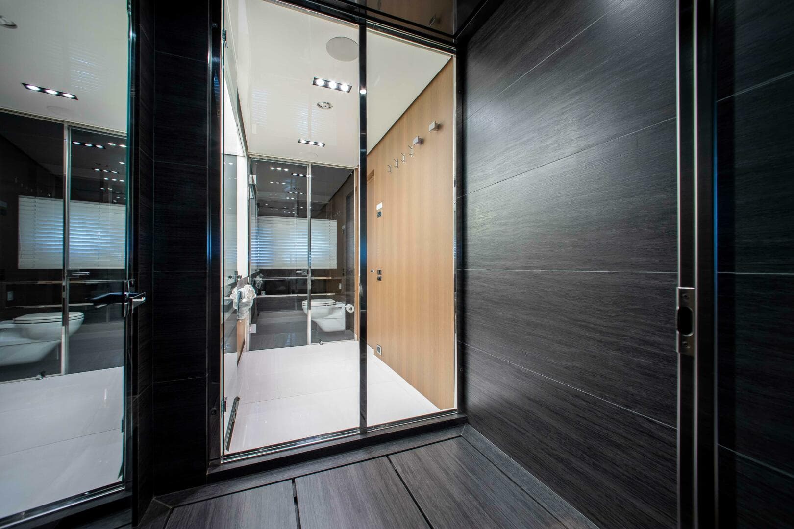 2014 Riva Mythos — photo 57