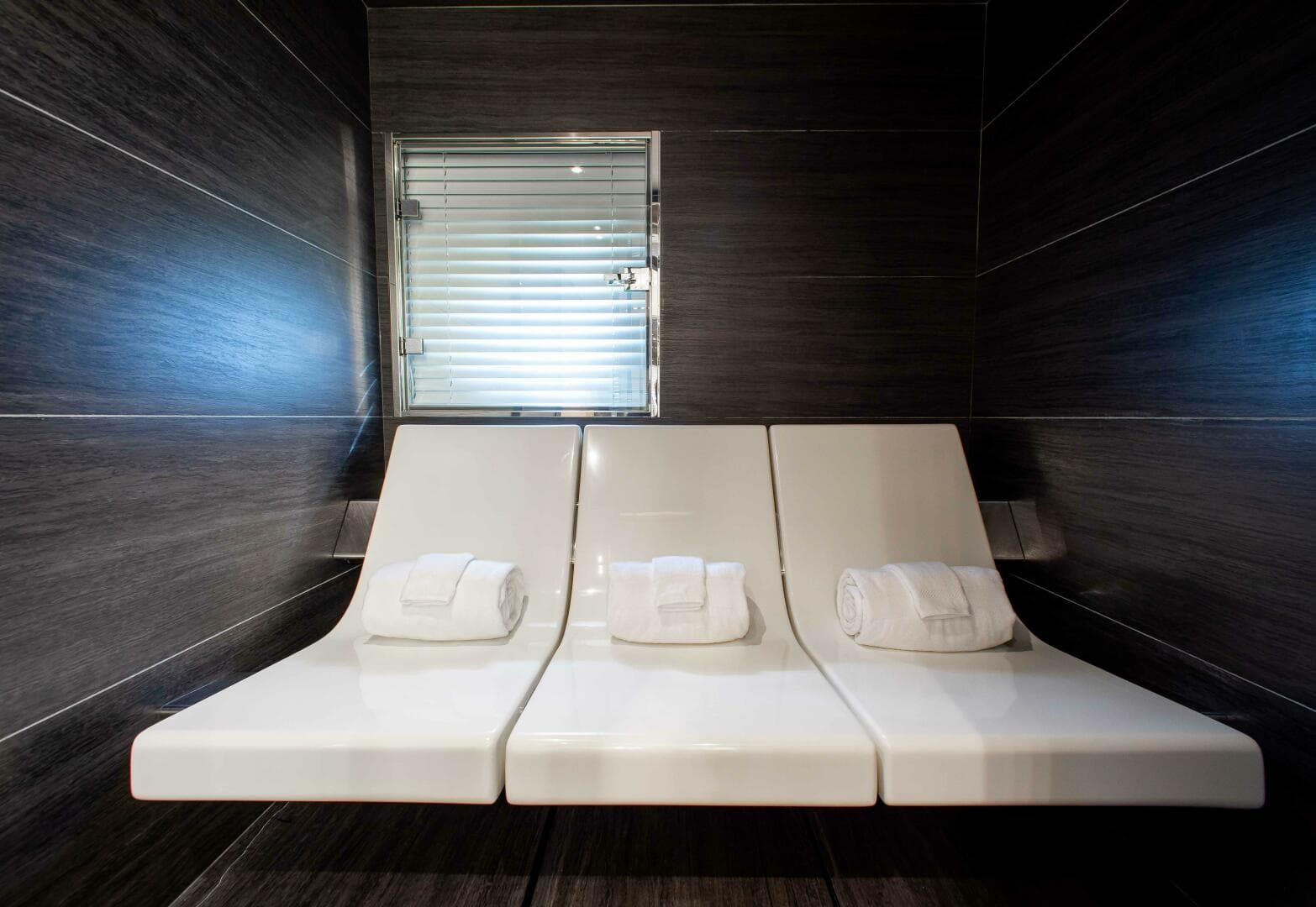 2014 Riva Mythos — photo 60