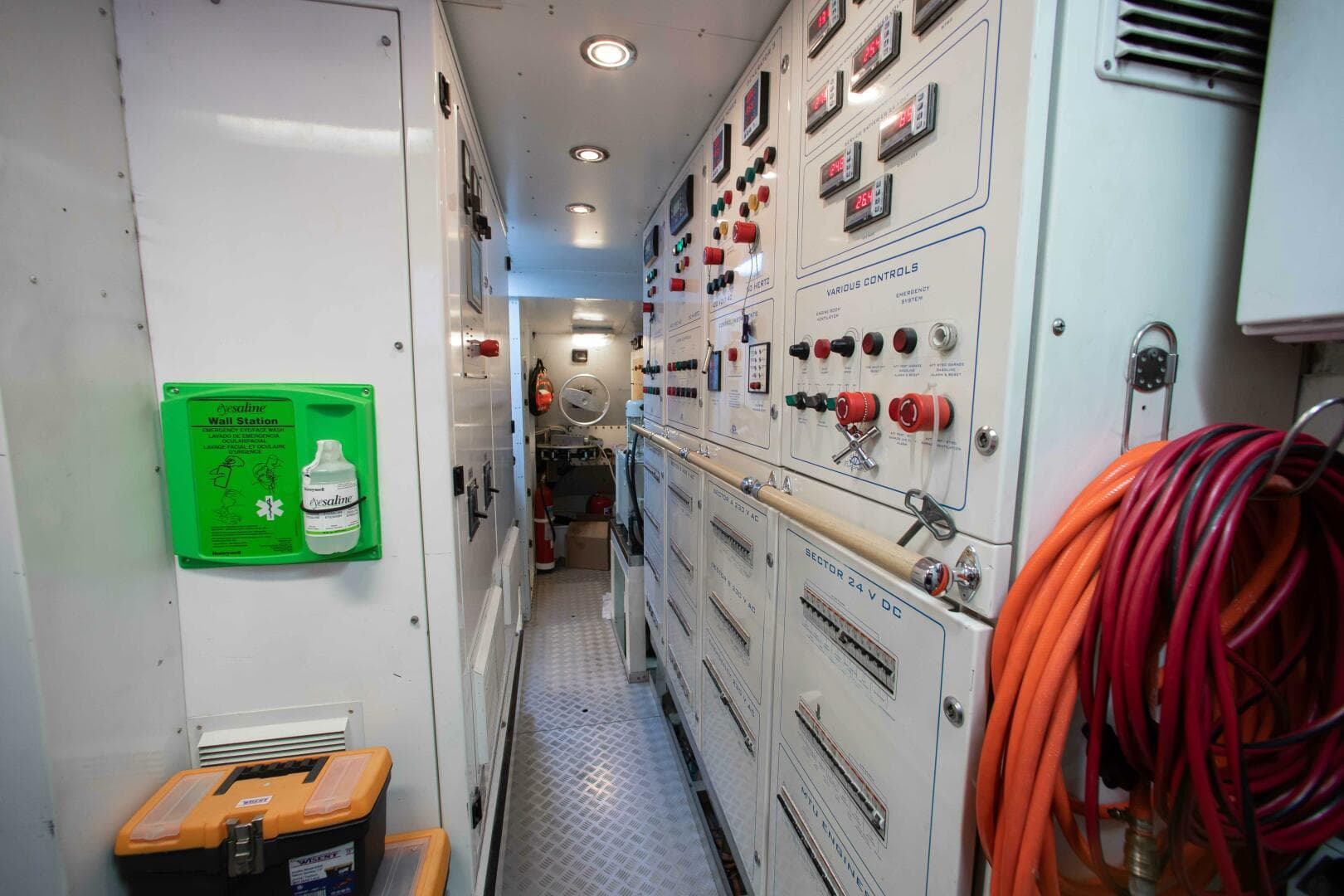 2014 Riva Mythos — photo 75