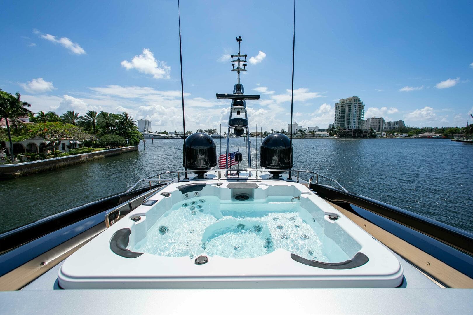 2014 Riva Mythos — photo 5