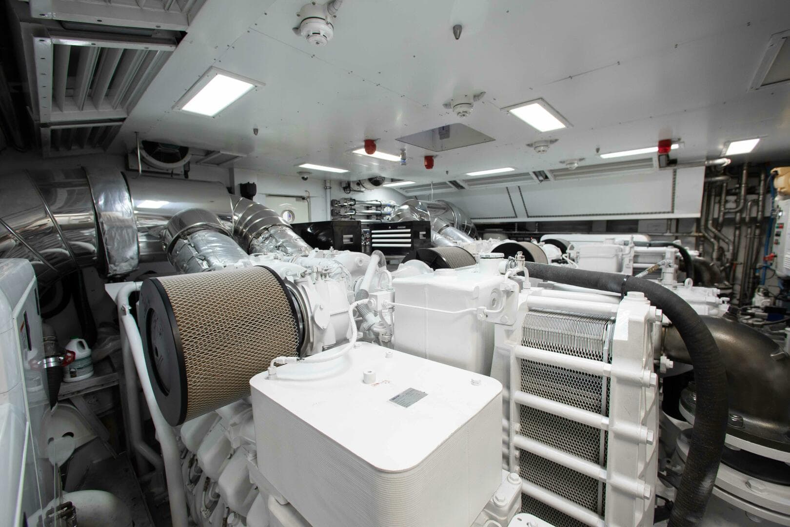 2014 Riva Mythos — photo 74