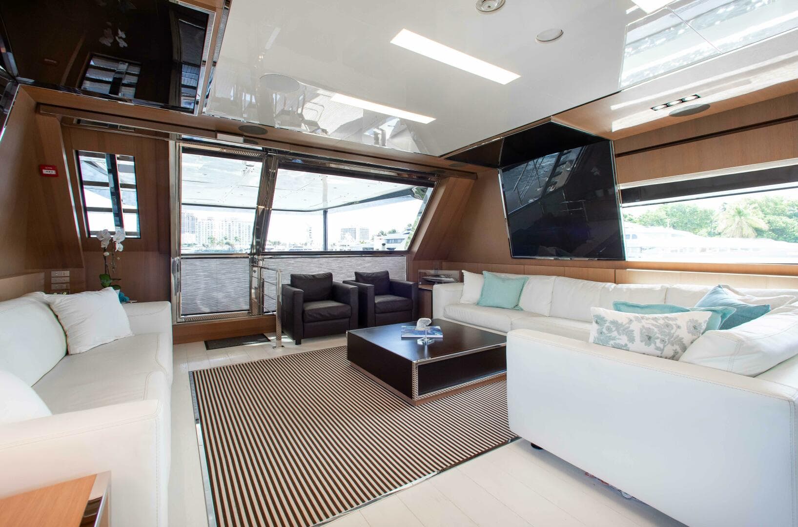 2014 Riva Mythos — photo 41