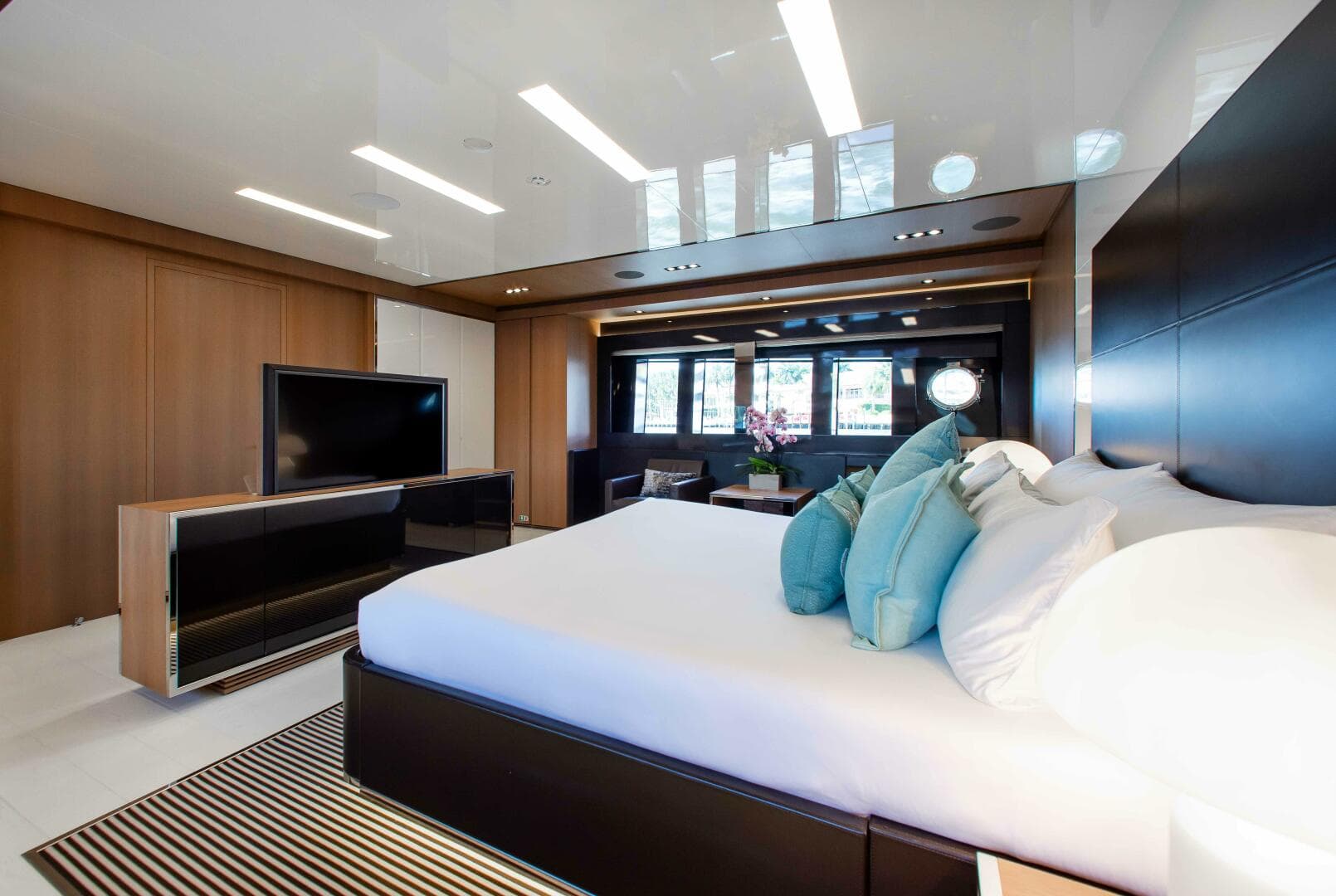 2014 Riva Mythos — photo 54