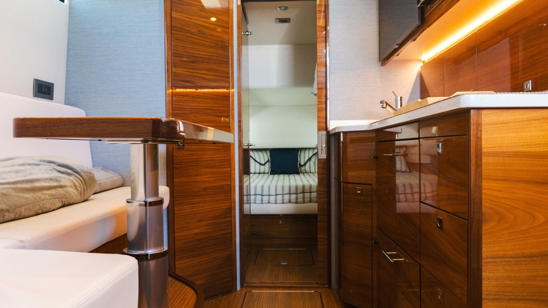 2024 Valhalla Boatworks V-55 — photo 7