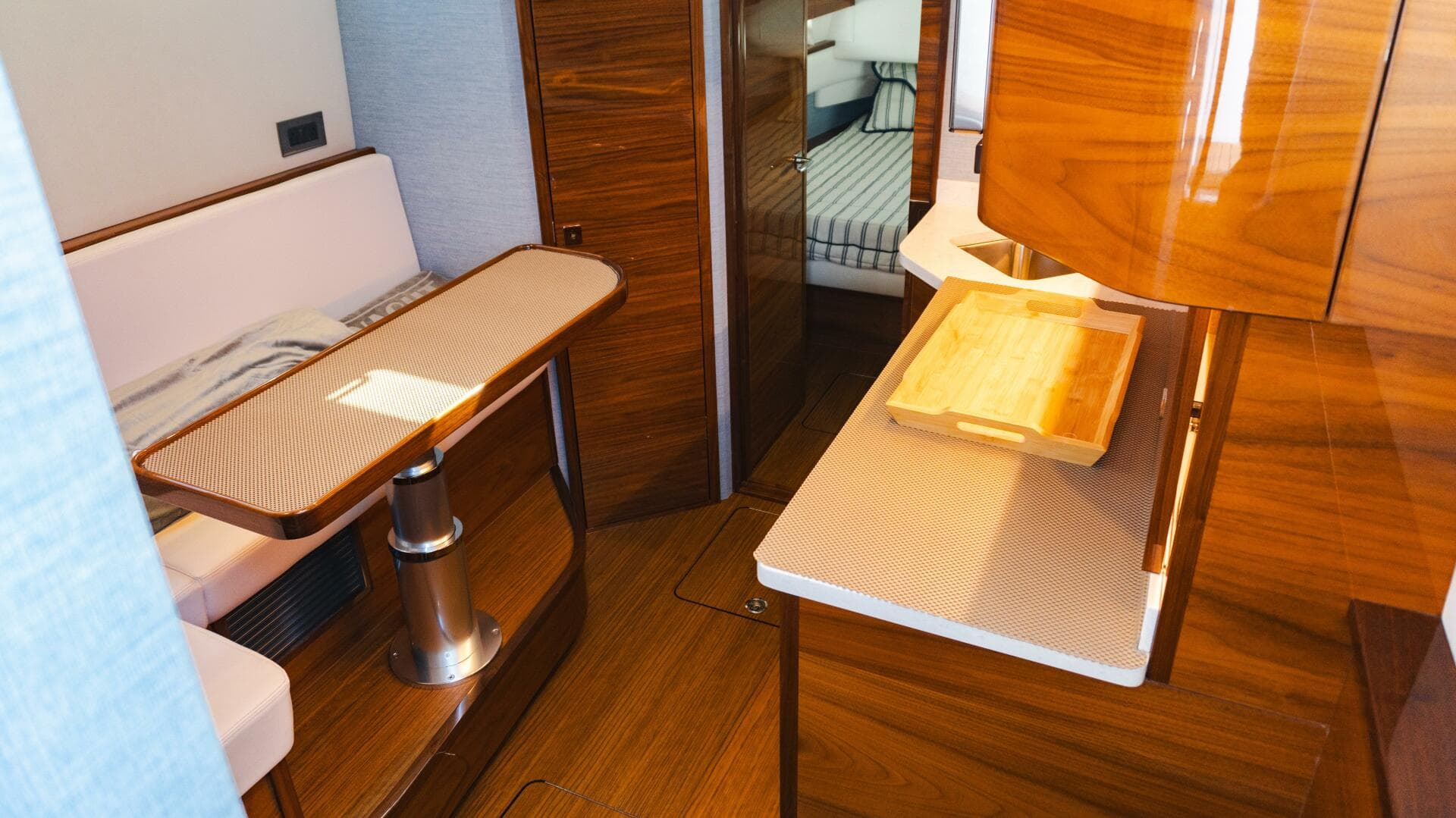 2024 Valhalla Boatworks V-55 — photo 10