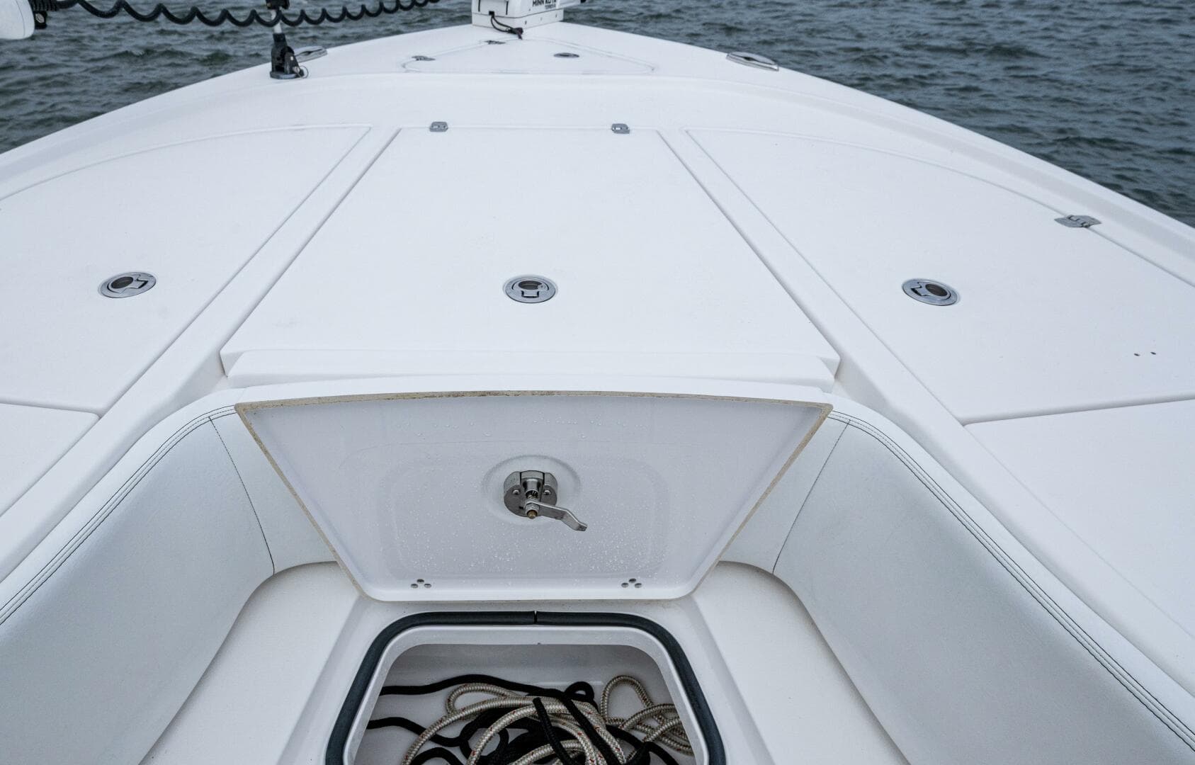 2022 Blazer Bay 2700 Hybrid — photo 9