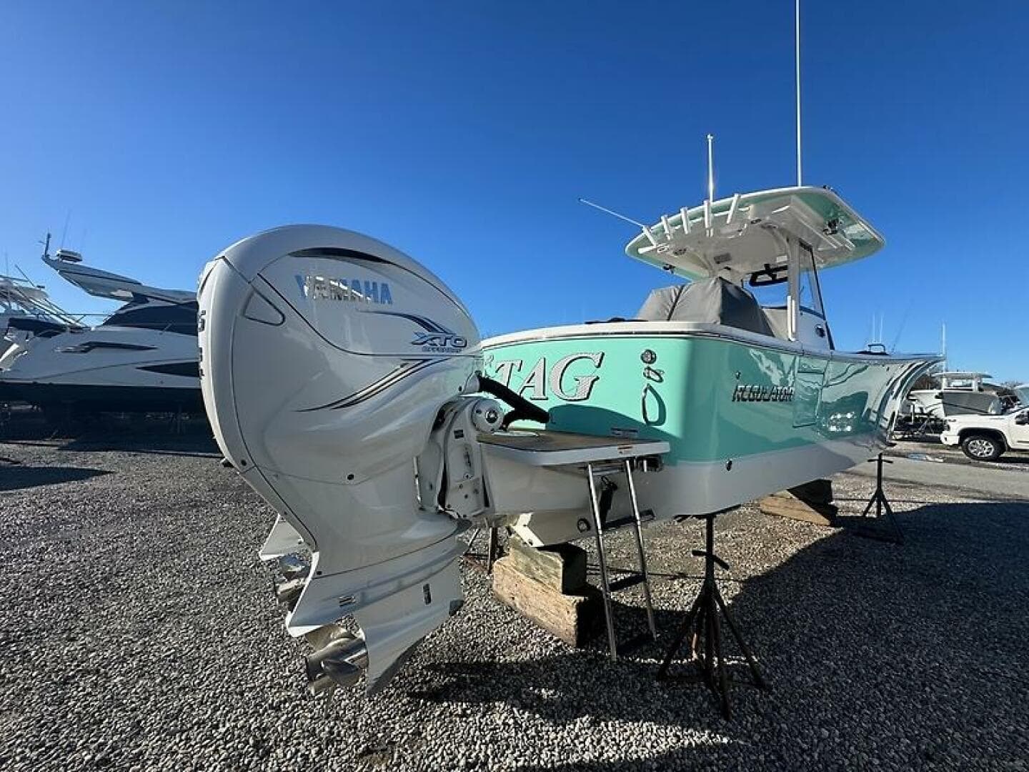 2022 Regulator 31 FS — photo 9