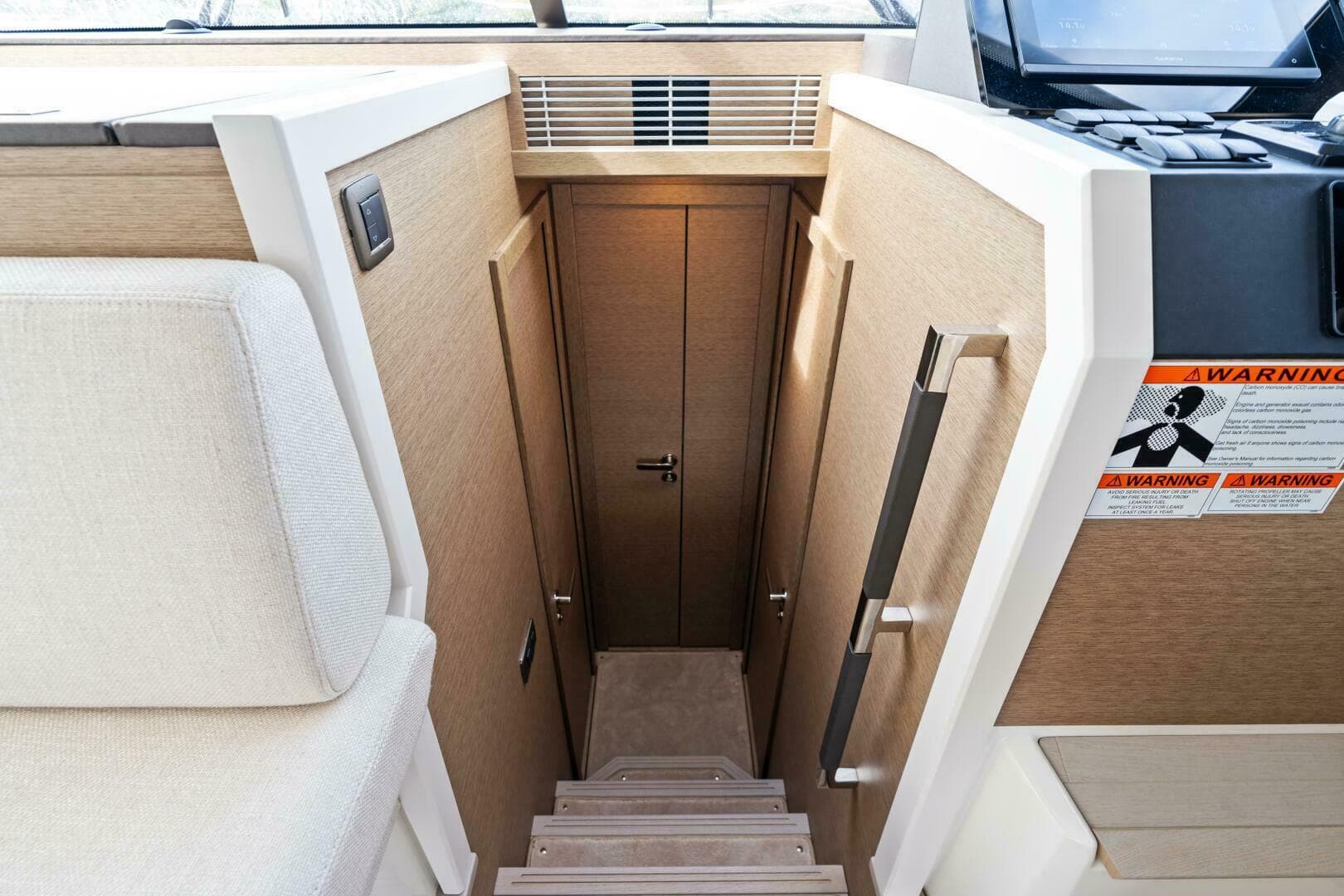2024 Prestige 420 Flybridge — photo 17