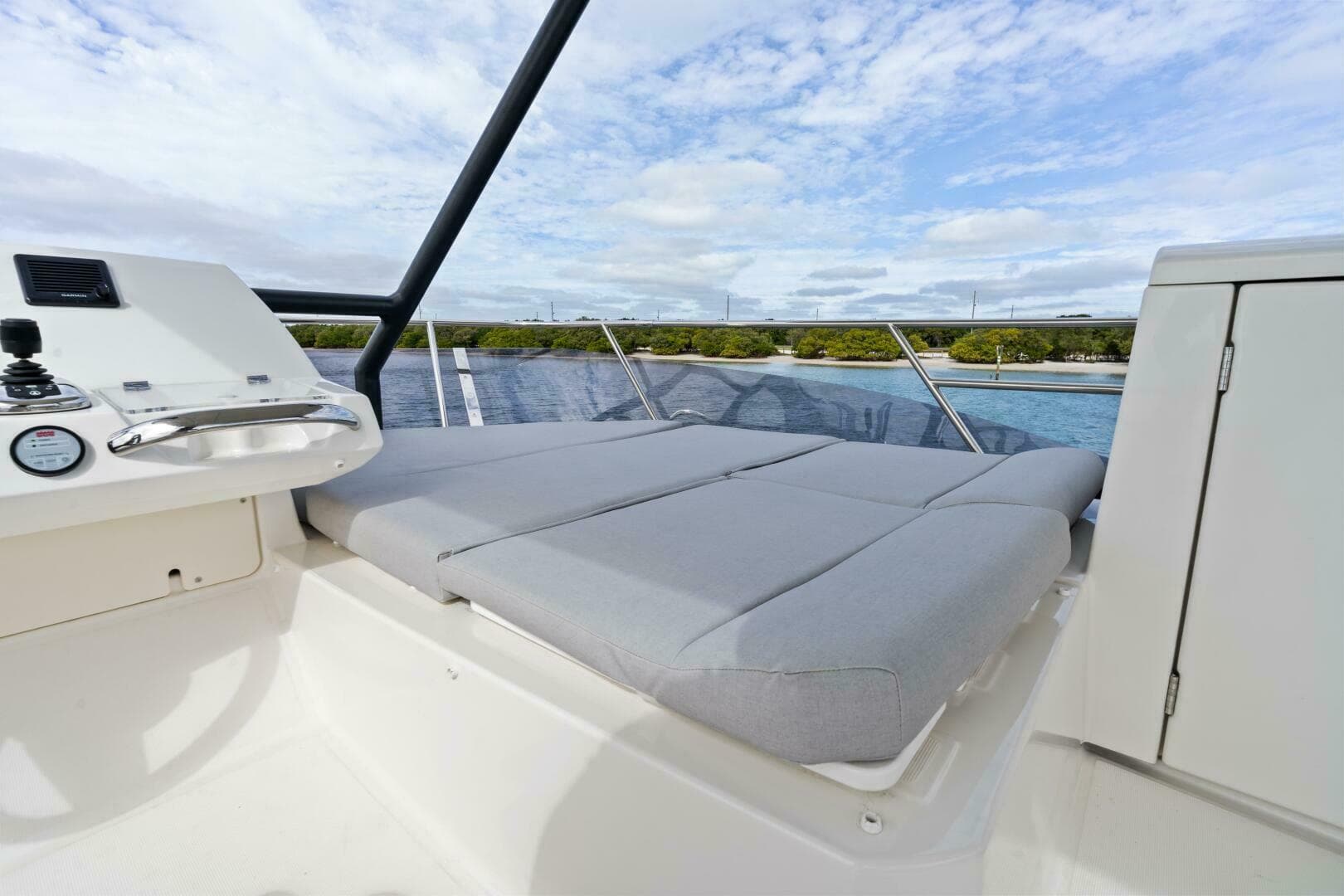 2024 Prestige 420 Flybridge — photo 48