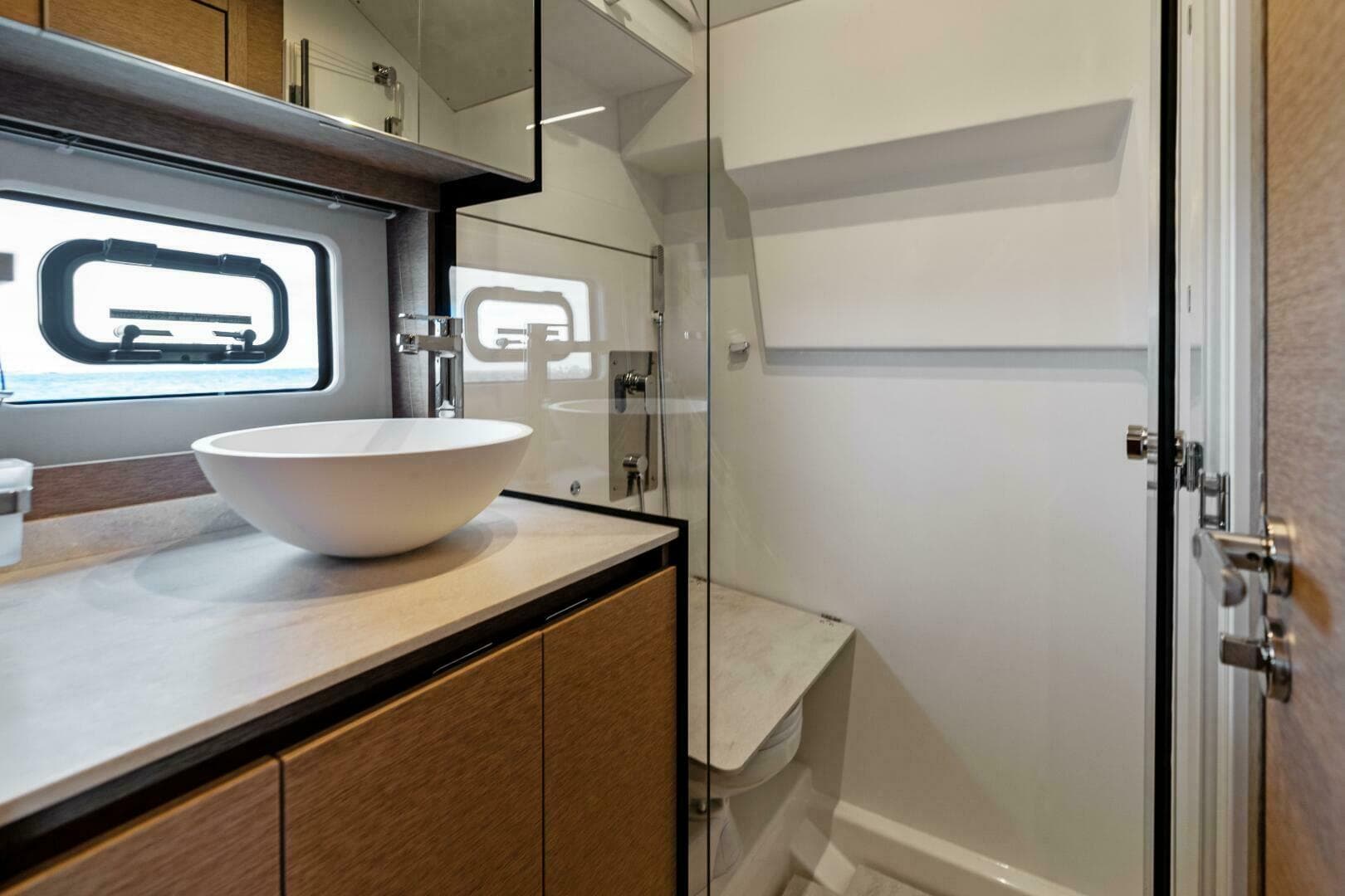 2024 Prestige 420 Flybridge — photo 30